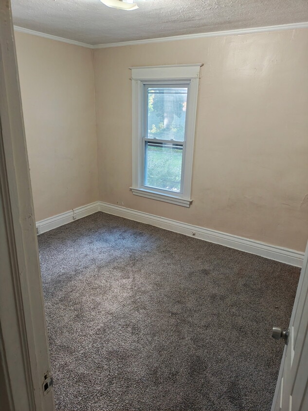Building Photo - 329 Arnett Blvd