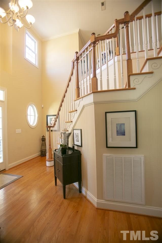 Building Photo - 191 Bridle Path