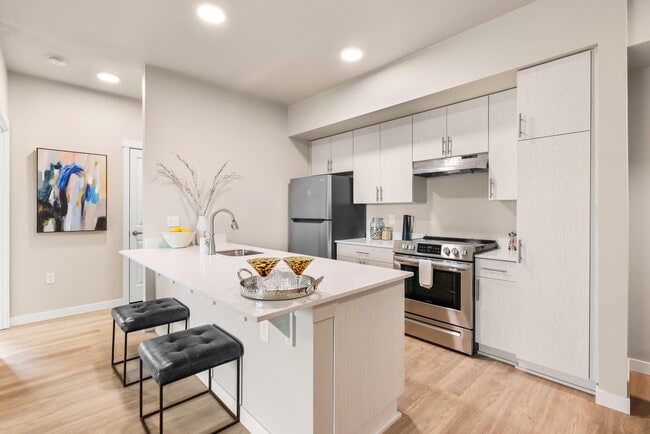 Building Photo - The Standard at Harmony