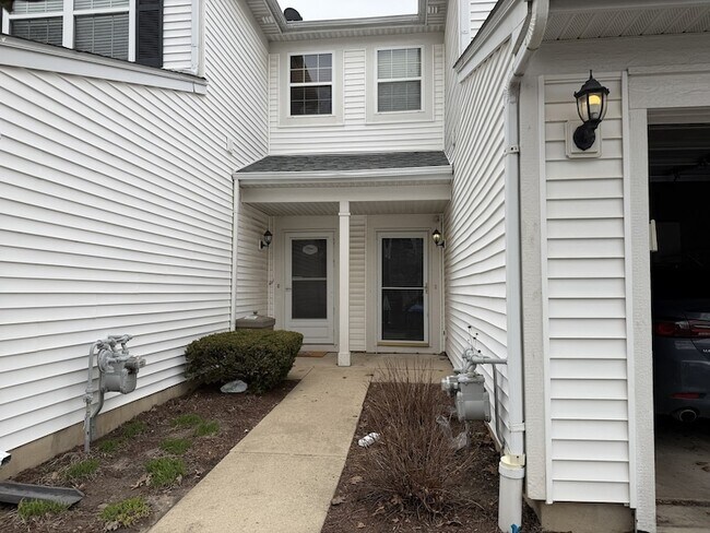 Foto del edificio - 1225 Brookdale Dr