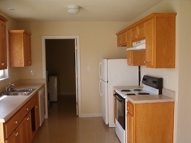Building Photo - Great Location for VA Commuter/ Camden Cou...