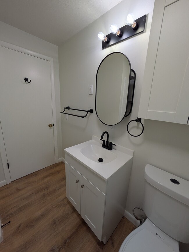 Bathroom - 1322 Westcott St
