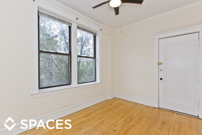 Foto del edificio - 2250 W Armitage Ave