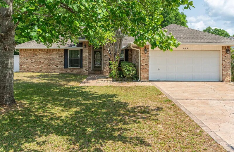 Foto principal - 304 Seattle Slew Ct