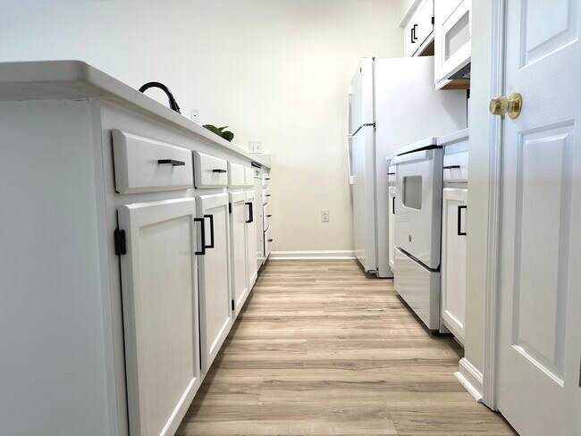 Foto del edificio - 581 Blue River Ct