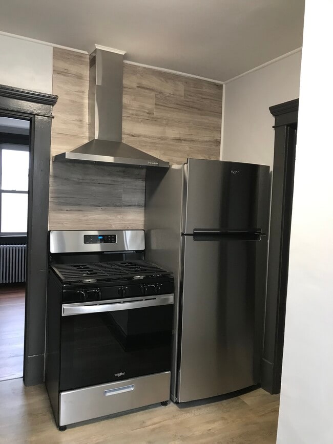 810 Amboy Ave Unit 2, Edison, NJ 08837 Apartments in Edison, NJ