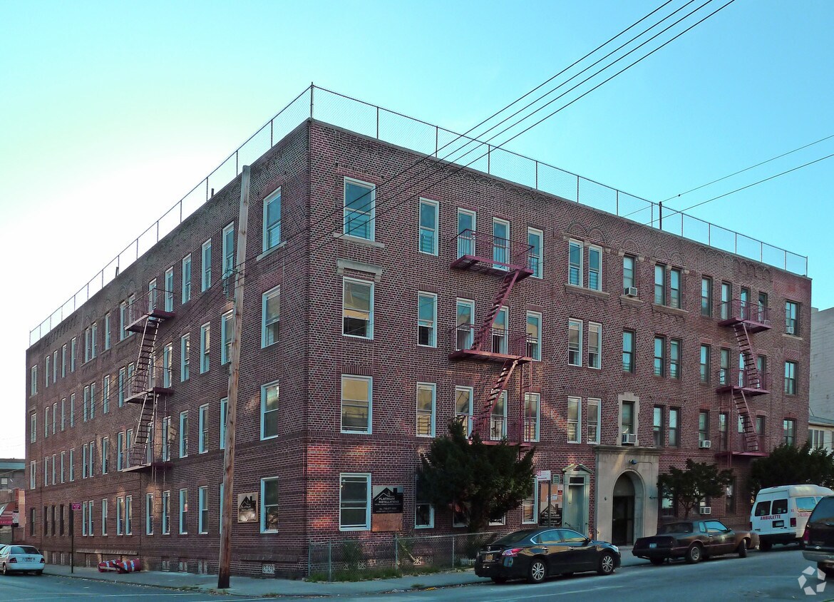 Primary Photo - Rochel Fruchthandler Fellowship Residence