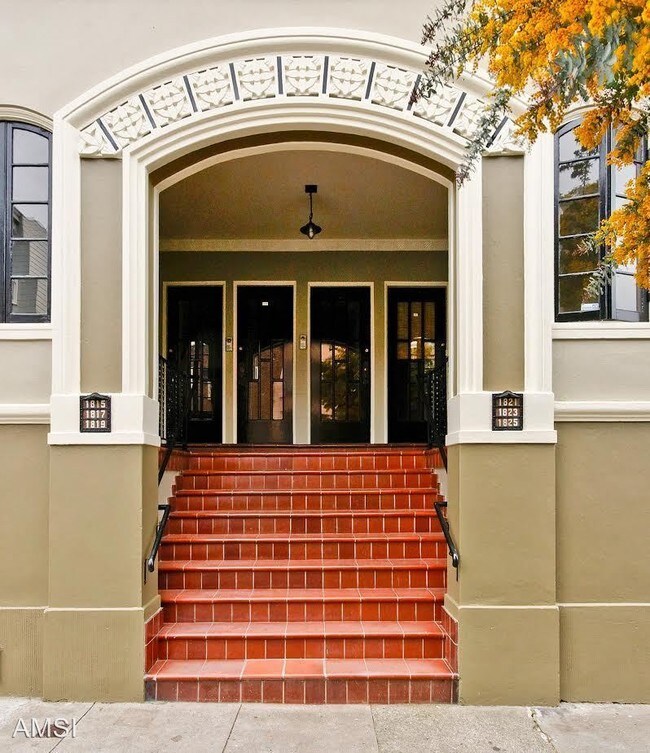 Building Photo - 3 br, 1.5 bath House - 1825 Stockton St