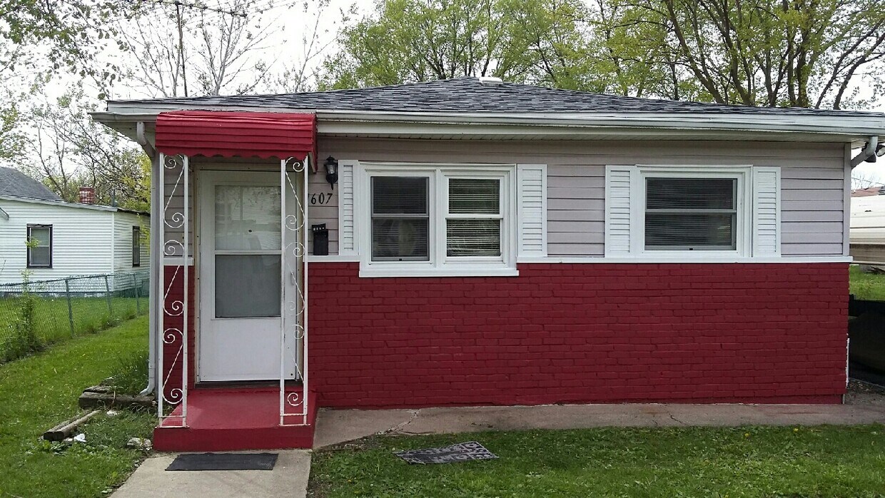 Foto principal - 1607 S Joliet St