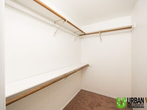 Building Photo - 4623 N Sullivan Rd