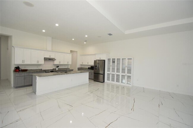 Foto del edificio - 108 Plainview Dr