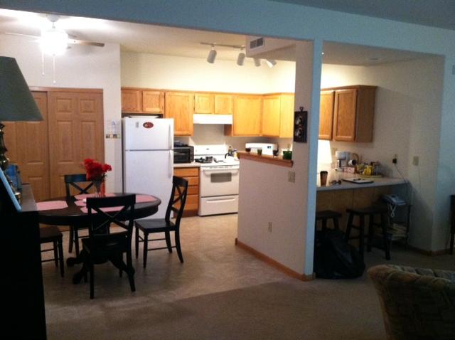 Building Photo - 1495 Garay Ln