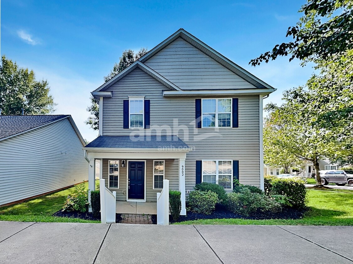 Primary Photo - 9002 Glenashley Dr