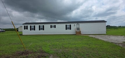 Building Photo - 1909 Sweet Home Rd