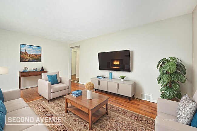 Building Photo - 256 Ohio St