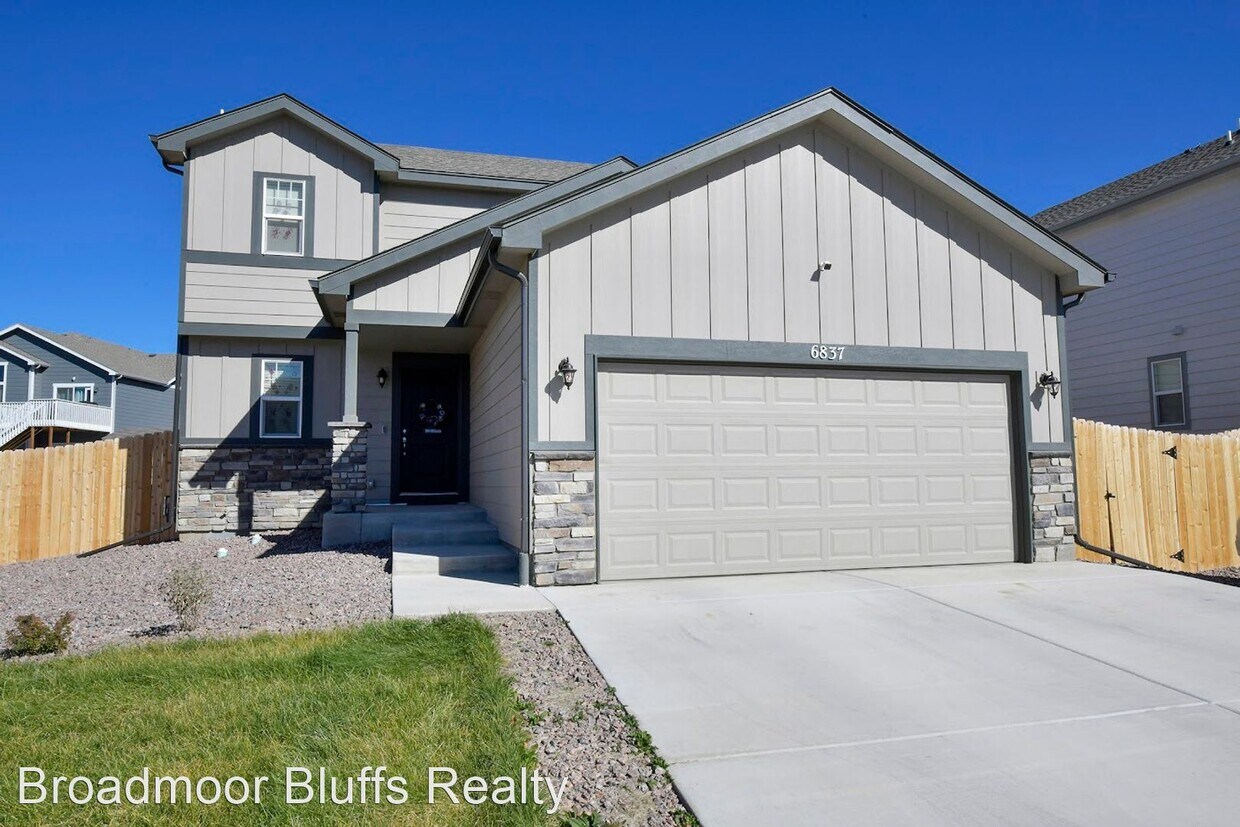 6837 Volga Dr, Colorado Springs, CO 80925 House Rental in Colorado