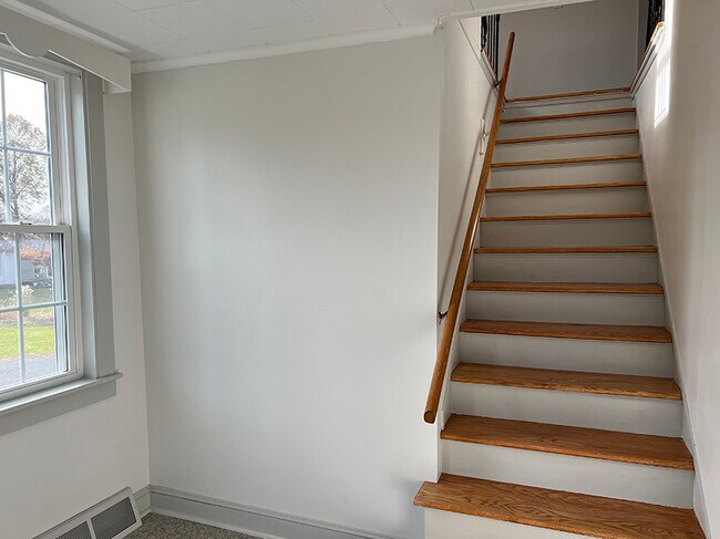 Building Photo - 1430 Enfield St