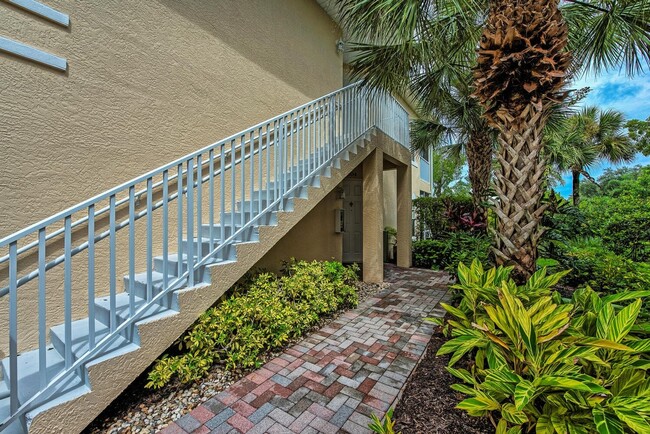 Building Photo - Beautiful 3/2 Furnished Condo in Sterling ...