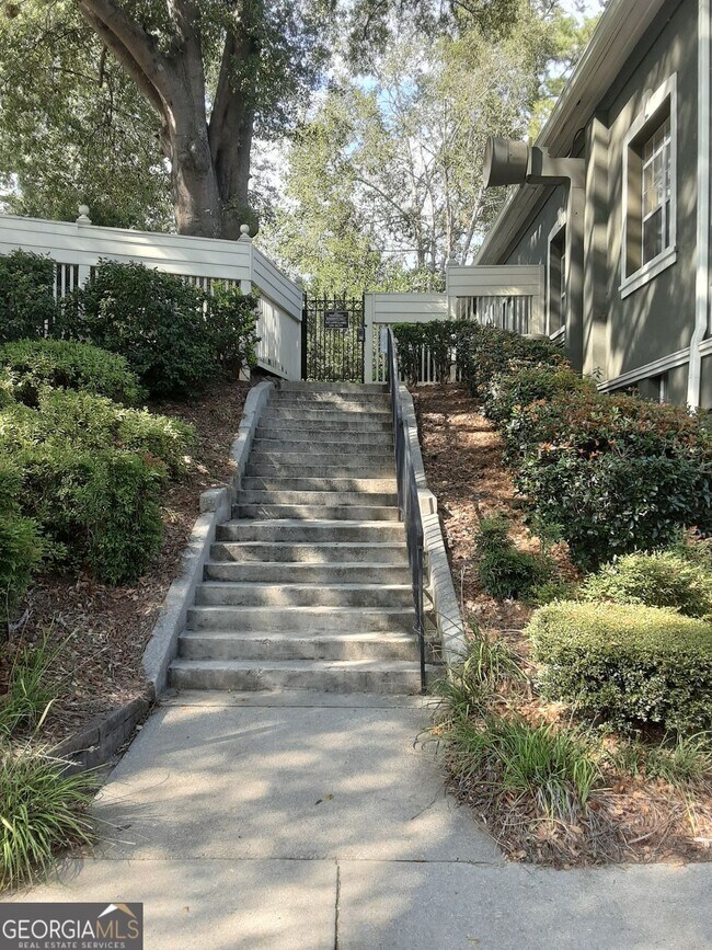 Foto del edificio - 6900 Roswell Rd