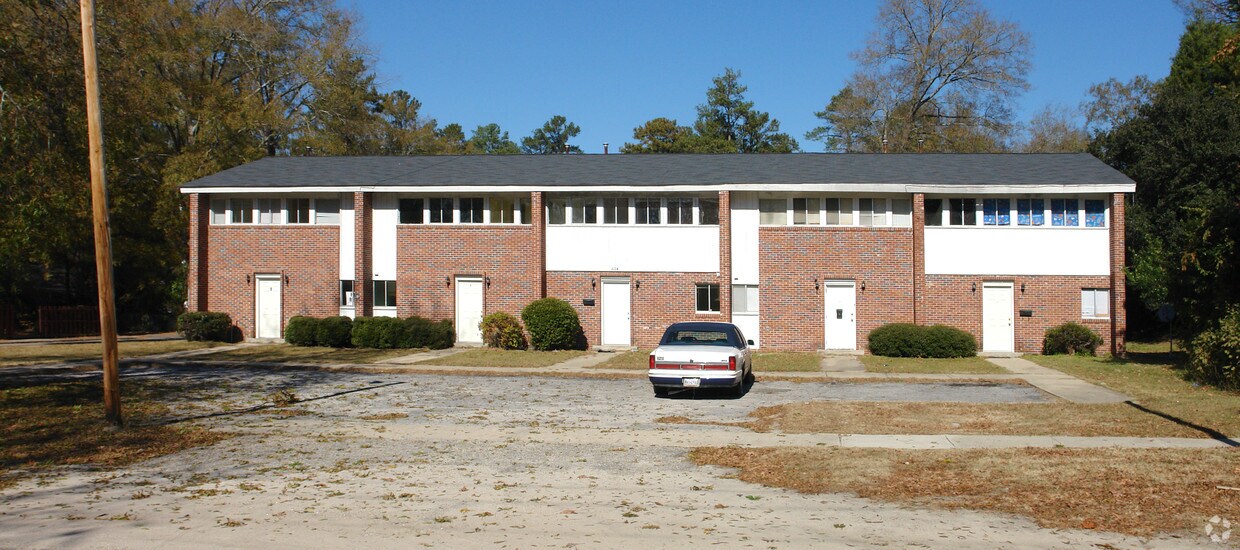 Building Photo - 614 Chestnut St