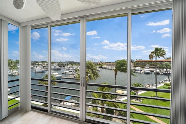 Photo - 29 Yacht Club Dr Apartment