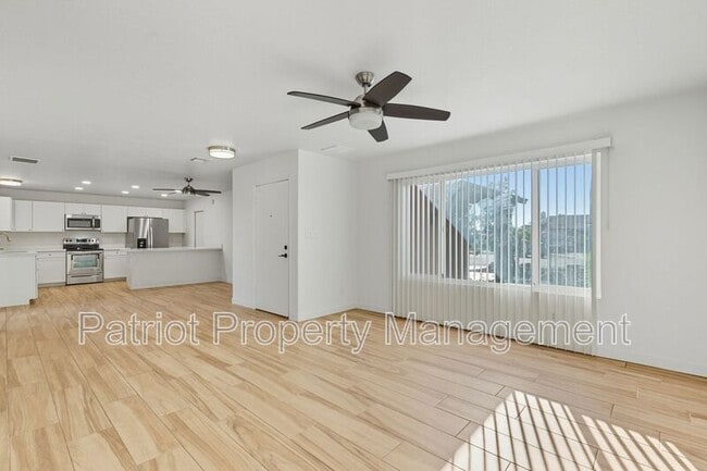 Building Photo - 821 N 87th Pl