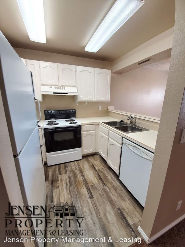 Building Photo - 1 br, 1 bath House - 161 West 950 South #C6
