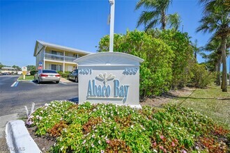 Building Photo - 4603 Bayshore Dr