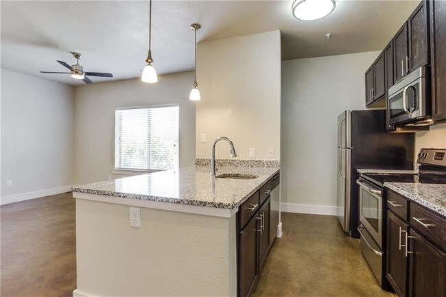 Building Photo - 3221 Elihu St