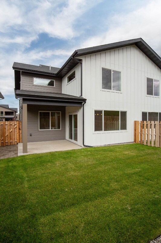 Foto del edificio - 716 Rogers Wy