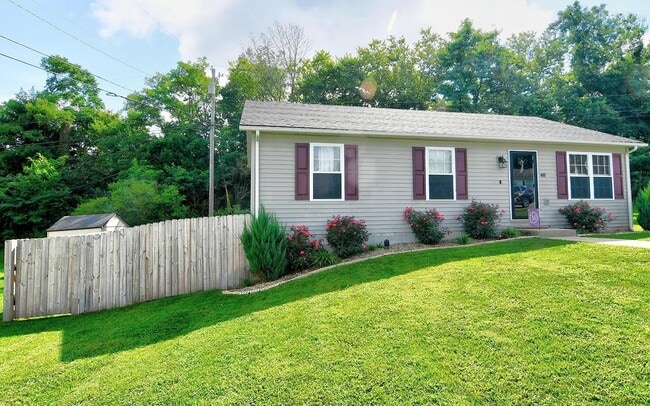 Building Photo - 466 Darley Crk