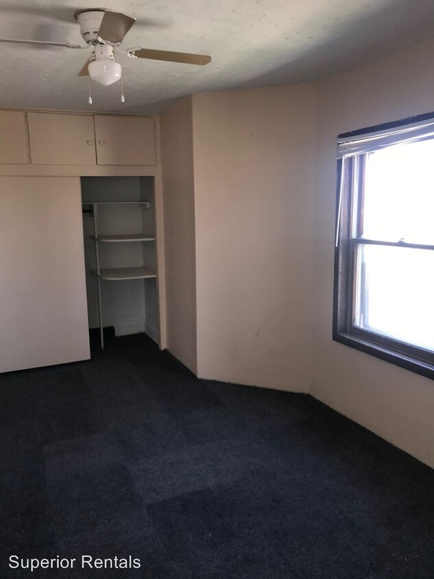 Building Photo - 2 br, 1 bath Apartment - 201 South 2Nd Street