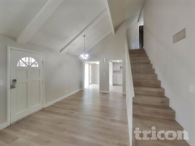 Building Photo - 3181 Arville St