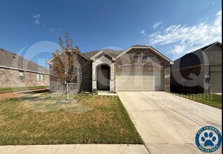 Building Photo - 4849 Sagerun Dr