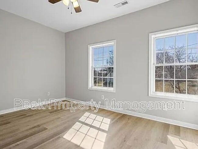 Building Photo - 3422 S St