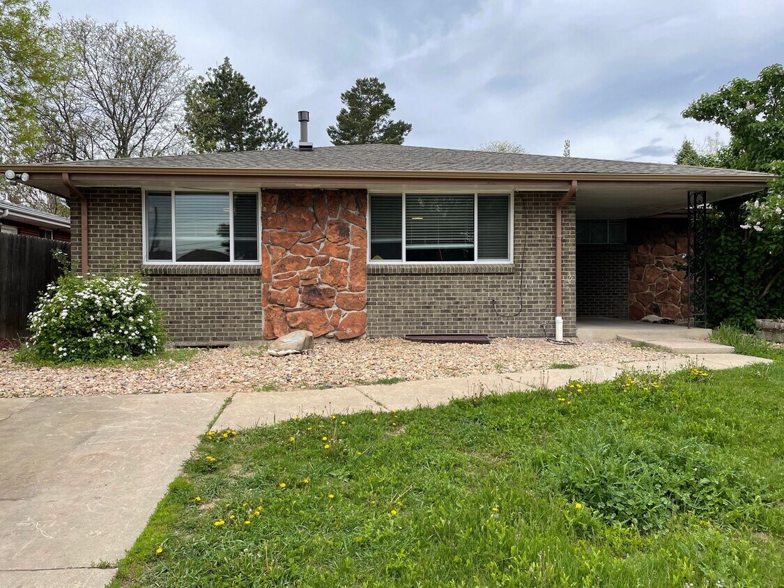 Foto principal - Newly remodeled Arvada home