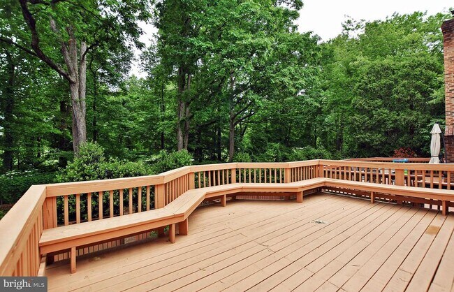 Building Photo - 10121 Crestberry Pl