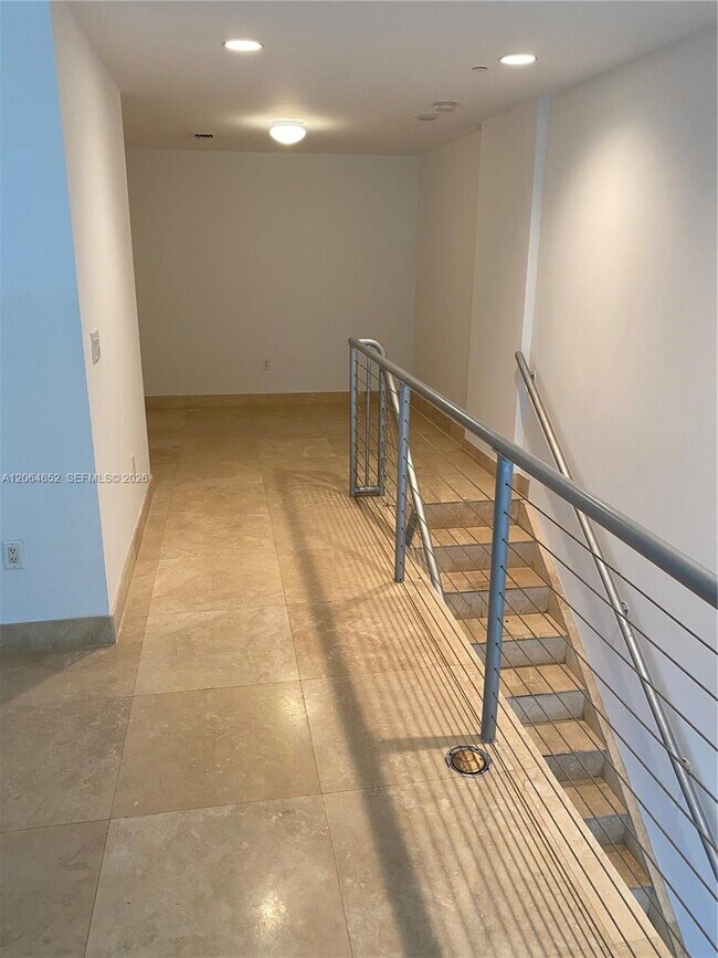 Building Photo - 1050 Brickell Ave