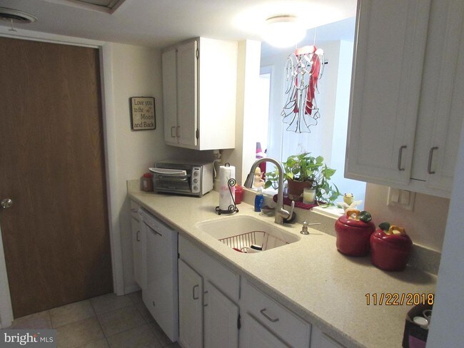 1003 Nanroc Dr Unit 11 Mechanicsburg Pa 17055 Apartment For