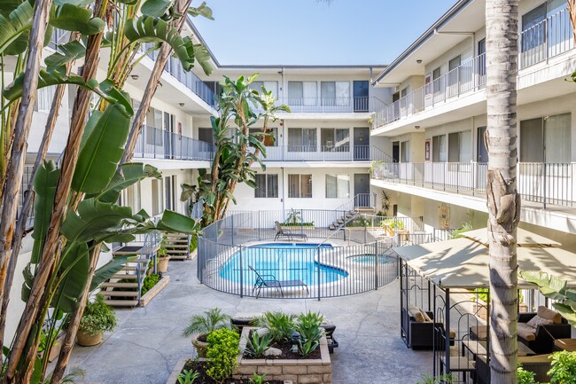 Building Photo - The Grove Apartments