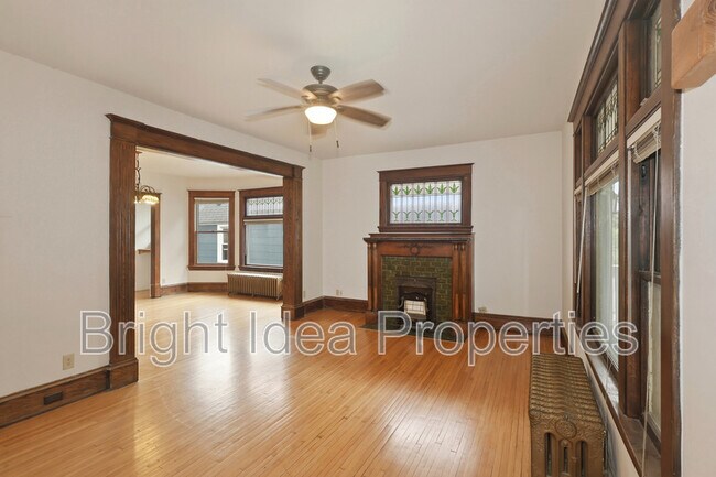 Foto del edificio - 2535 Aldrich Ave S