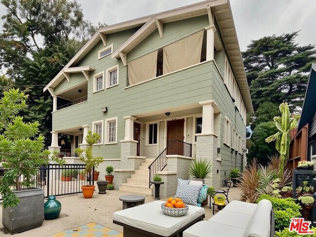 Foto del edificio - 1110 Echo Park Ave