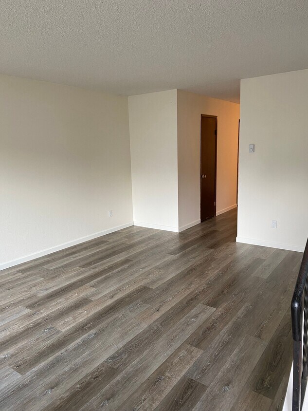 Foto principal - 3332 SE Harvey St