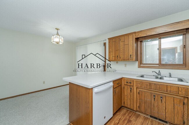 Foto del edificio - 1800 43rd St NW