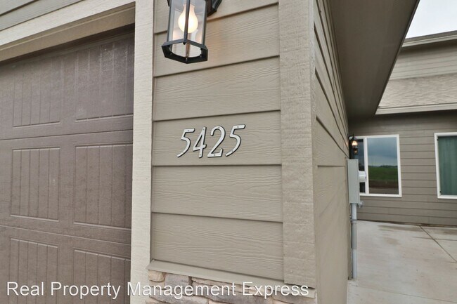 Building Photo - 3 br, 2.5 bath House - 5425 S Seville Pl