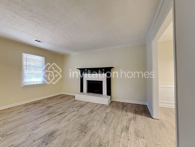Foto del edificio - 5640 Princeton Oaks Dr