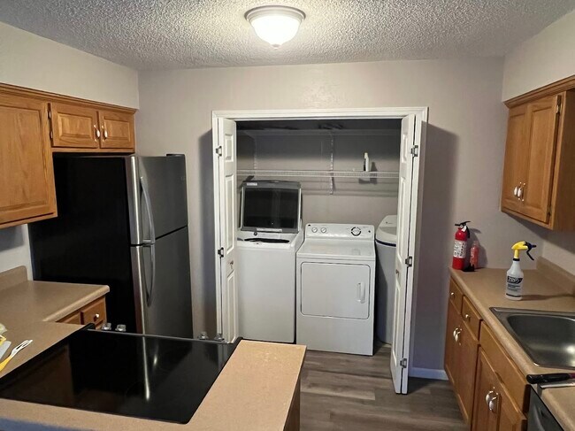 Utility closet w/Washer/Dryer & Water Softener - 812 Brentwood Ave
