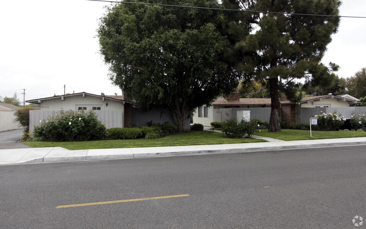 Primary Photo - 2652-2658 Orange Ave