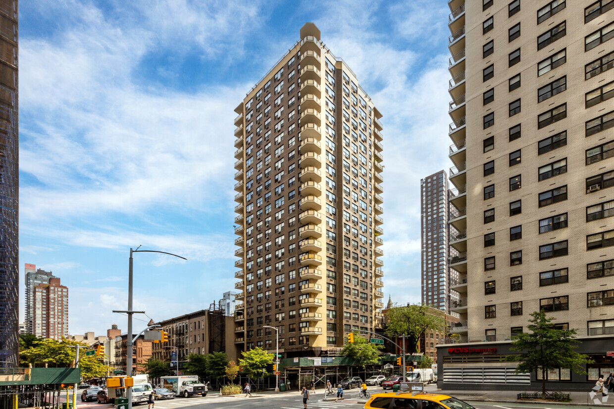 The Corniche - Apartments in New York, NY | Apartments.com