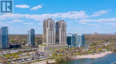 Building Photo - 1926 Lake Shore Blvd W